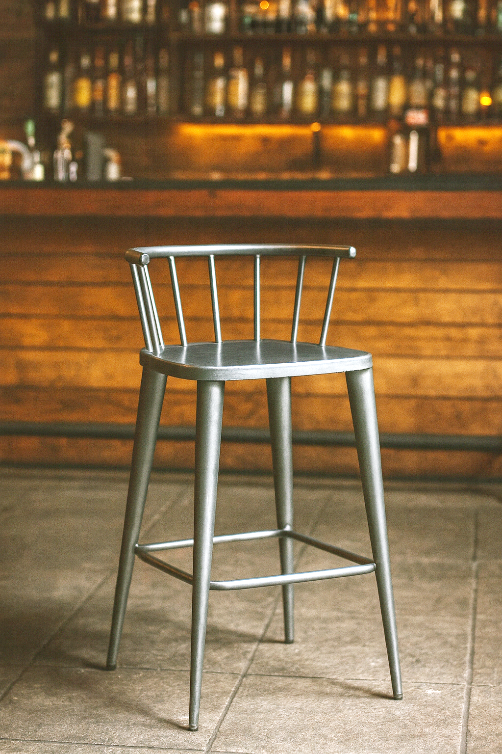 Zeppelin Industrial Bar Chair